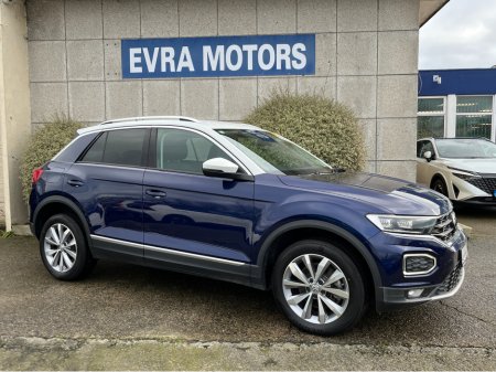 2020 Volkswagen T-Roc STYLE DESIGN AUTOMATIC 2.0 DIESEL //KEYLESS ENTRY//2 TONE PAINT//ADAPTIVE CRUISE CONTROL//REVERSE CAMERA// €23,950 thumbnail