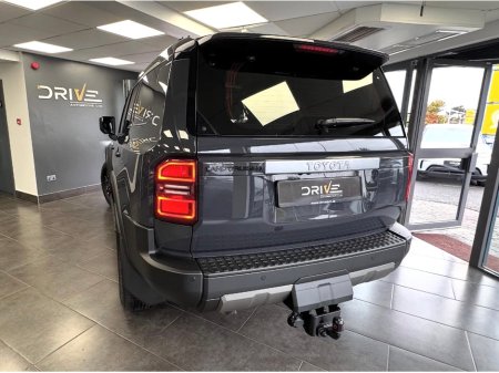 2026 Toyota Landcruiser - thumbnail 3