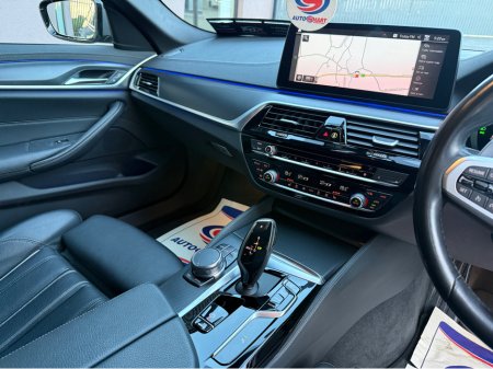 2022 BMW 5 Series - thumbnail 23