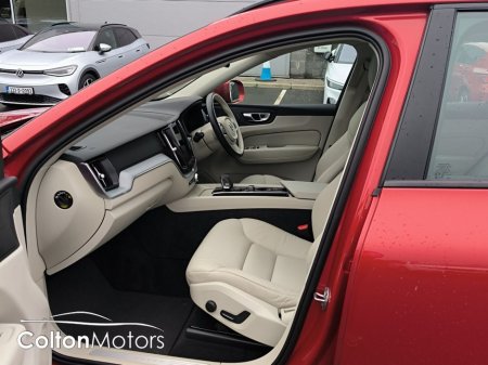 2022 Volvo XC60 - thumbnail 10