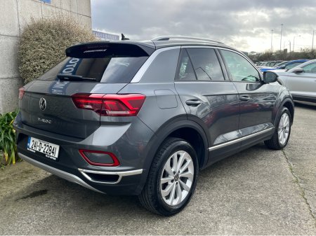 2024 Volkswagen T-Roc - thumbnail 4
