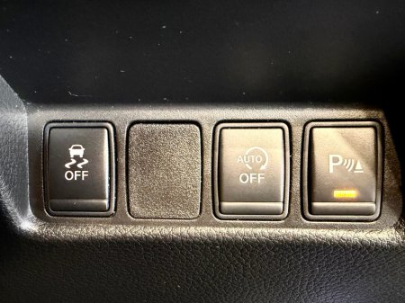 2016 Nissan Qashqai - thumbnail 13