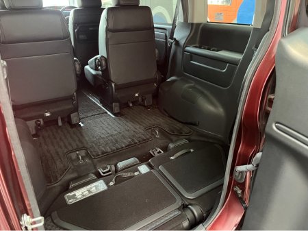 2017 Honda Stepwagon - thumbnail 7