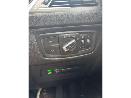 2019 BMW 1 Series - thumbnail 16