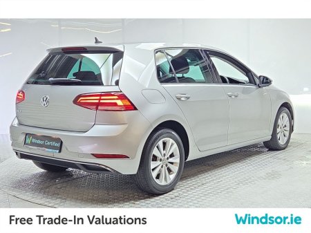 2018 Volkswagen Golf 1.2 TSI Comfortline DSG €17,995 thumbnail