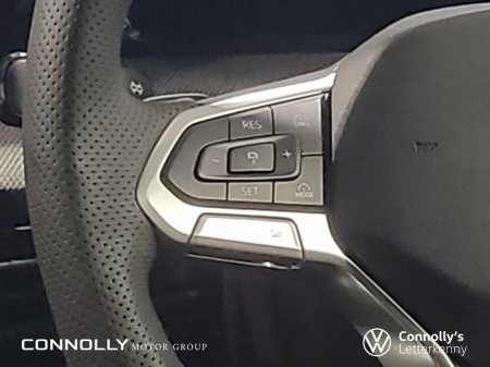 2026 Volkswagen Golf R-Line 2.0DSG 150HP €51,950 thumbnail