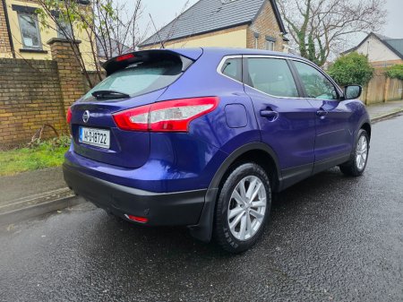 2014 Nissan Qashqai 1.2 PET SV Safety PK 5DR €7,950 thumbnail