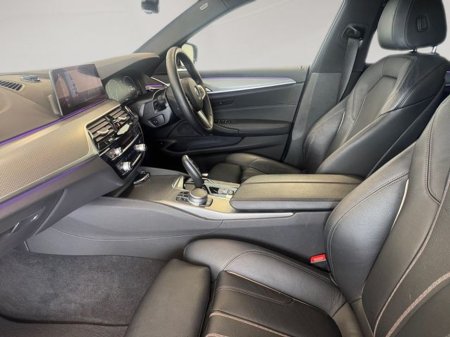 2020 BMW 5 Series - thumbnail 17