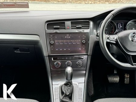 2019 Volkswagen Golf 1.2L TSI AUTOMATIC - BLACK ALLOYS - REVERSE CAMERA €19,950 thumbnail