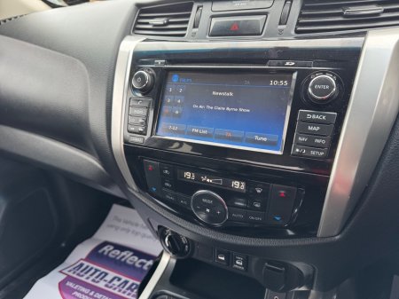 2018 Nissan Navara - thumbnail 17
