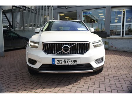 2021 Volvo XC40 - thumbnail 9