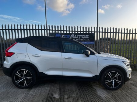 2020 Volvo XC40 - thumbnail 7
