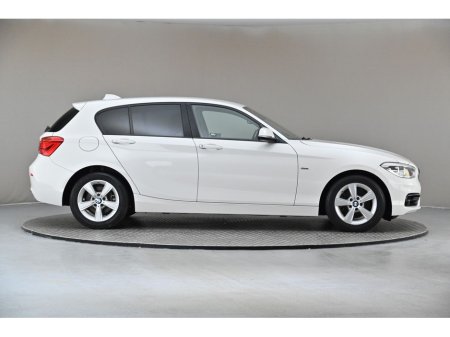 2017 BMW 1 Series - thumbnail 11