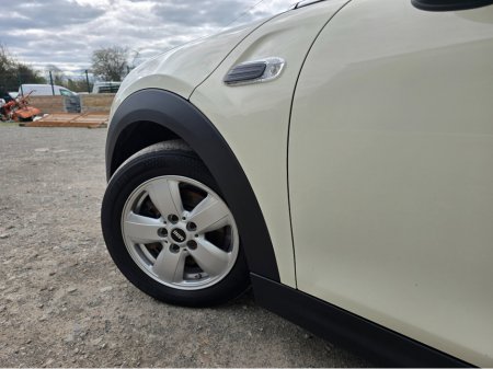 2014 MINI Hatch 1.5 D 3DR ONE €7,950