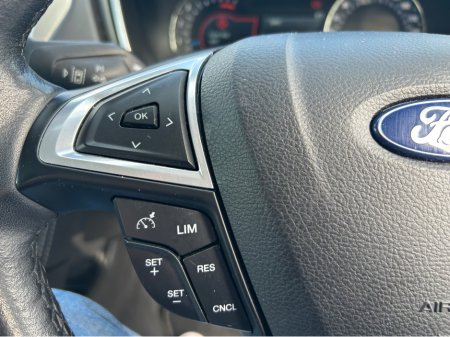 2019 Ford Mondeo - thumbnail 18