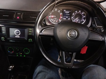 2017 Skoda Rapid 1.2TSI 110HP SPORT €8,995 thumbnail