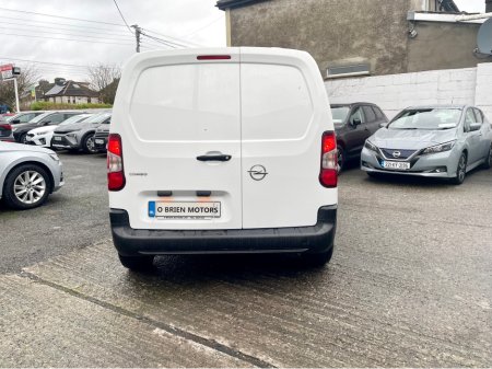 2022 Opel Combo L1H1 1.5 CDTI 100PS DIESEL 6SPEED MANUAL MY22 SWB €13,000 thumbnail