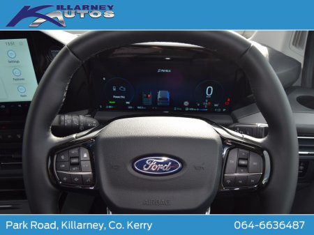 2026 Ford Tourneo Custom 2026 PHEV Tourneo Custom Limited 2.5 Auto thumbnail