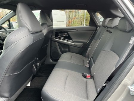 2025 Toyota bZ4X BZ4X SPORT FWD €38,950 thumbnail