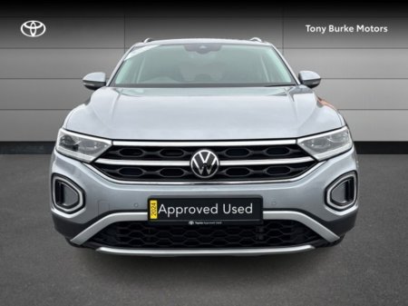 2024 Volkswagen T-Roc - thumbnail 4