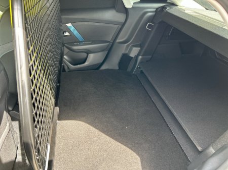 2025 Citroen C4 EFEEL PACK 50KWH 136BHP MY30 €17,950 thumbnail