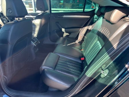 2019 Skoda Superb 2.0TDi SE-L Estate DSG Auto €17,990 thumbnail