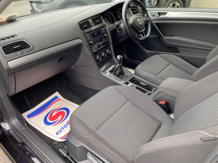 2019 Volkswagen Golf  €10,528 thumbnail