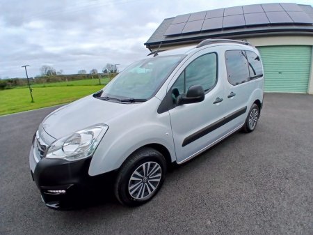 2018 Peugeot Partner - thumbnail 2