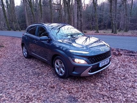 2022 Hyundai Kona - thumbnail 3