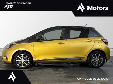 2019 Toyota Yaris HY Hybrid Y20 4DR Auto €13,900 thumbnail