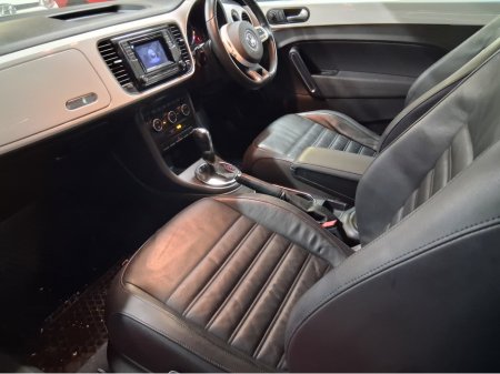 2012 Volkswagen Beetle **MINT CONDITION** €8,995 thumbnail