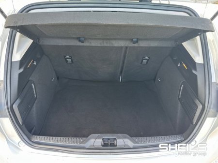 2019 Ford Focus - thumbnail 9