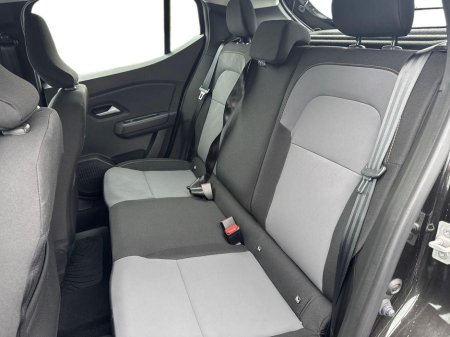 2026 Dacia Sandero Stepway STEPWAY Extreme TCe 110 E06X €25,590 thumbnail