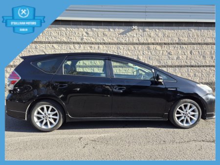 2016 Toyota Prius - thumbnail 4