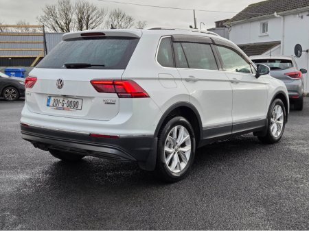 2020 Volkswagen Tiguan 2.0 D Auto HighLine 4WD €28,950 thumbnail