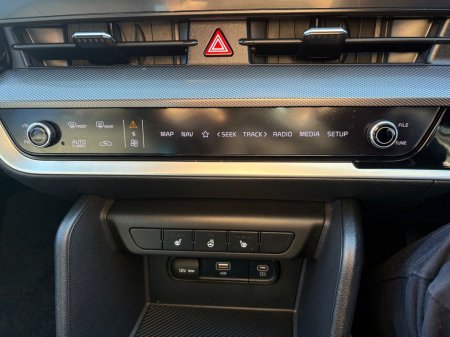 2023 Kia Sportage Mhev K3 DSL 5DR, *WARRANTY TILL 2030* Front Parking Sensors, Reversing Camera, Multi-Function Steering Wheel, Bluetooth, Half Leather Seats, €32,900 thumbnail