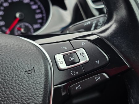 2015 Volkswagen Golf - thumbnail 22