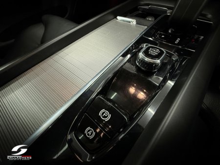 2023 Volvo XC60 - thumbnail 24