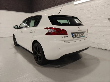 2016 Peugeot 308 - thumbnail 6