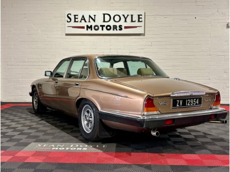 1988 Daimler Double Six 5.3 V12 AUTO €17,900