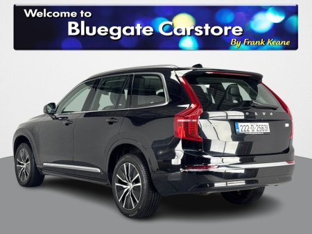 2022 Volvo XC90 2.0 T8**7 SEATER**BLACK LEATHER INTERIOR**FRONT HEATED ELECTRIC MEMORY SEATS**HEATED MULTIFUNCTIONAL STEERING WHEEL**TOUCH SCREEN DIGITAL MEDIA DISPLAY**REVERSE CAMERA*KEYLESS START*ELECTRIC TAILGATE* €53,995 thumbnail