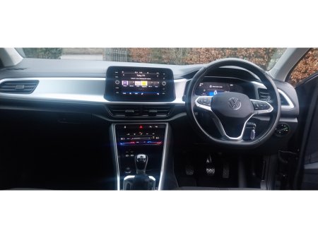 2023 Volkswagen T-Roc LIFE 2.0 TDI MAN 116HP €27,950 thumbnail