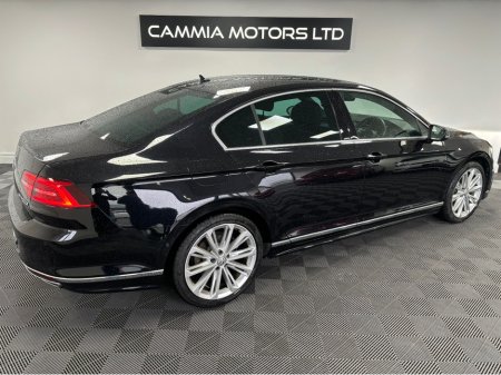 2017 Volkswagen Passat - thumbnail 4