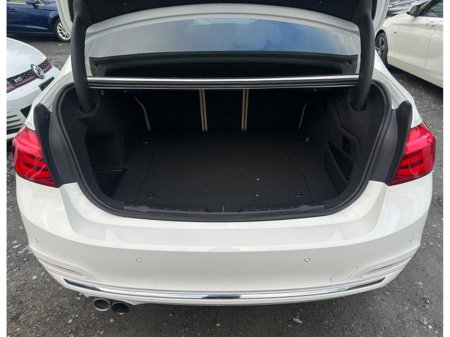 2016 BMW 3 Series - thumbnail 13