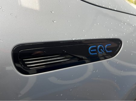 2020 Mercedes-Benz EQC - thumbnail 7