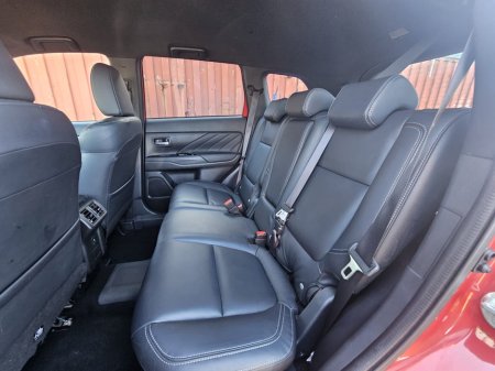 2019 Mitsubishi Outlander - thumbnail 23