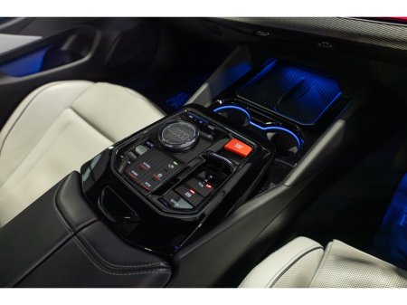 2025 BMW M5  €129,950 thumbnail