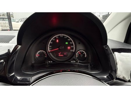 2015 Volkswagen up! 1.0 75BHP TAKE UP €7,999 thumbnail