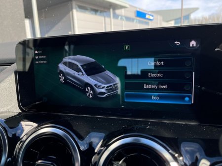 2021 Mercedes-Benz GLA Class - thumbnail 25