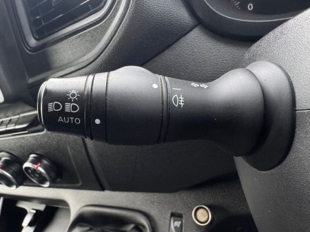 2020 Renault Master FWD LM35 DCI 135 BUSINE III PH2 MY19 €12,800 thumbnail